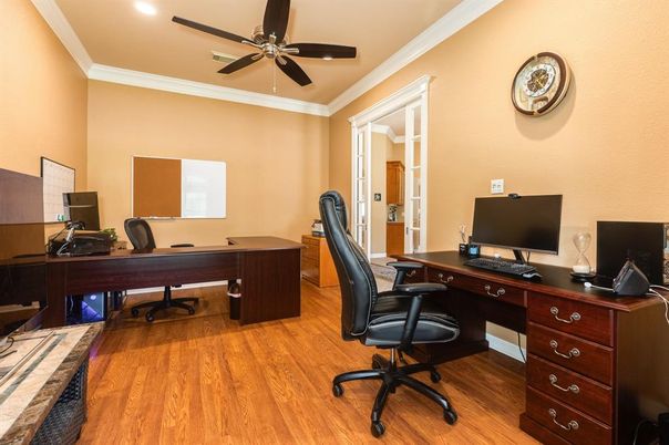 Home Office, Interior, Recessed Lighting, Wood Texture Flooring