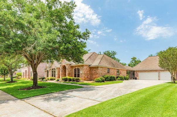 Backyard, Detached Garage, Exterior, Facade, Brick Facade, French Provincial
