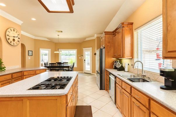 Dining room, Interior, Kitchen, Pendant Lights, Recessed Lighting