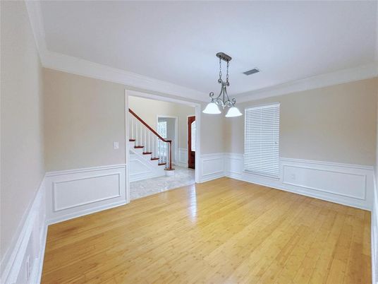 Empty room, Interior, Pendant Lights, Wood Texture Flooring