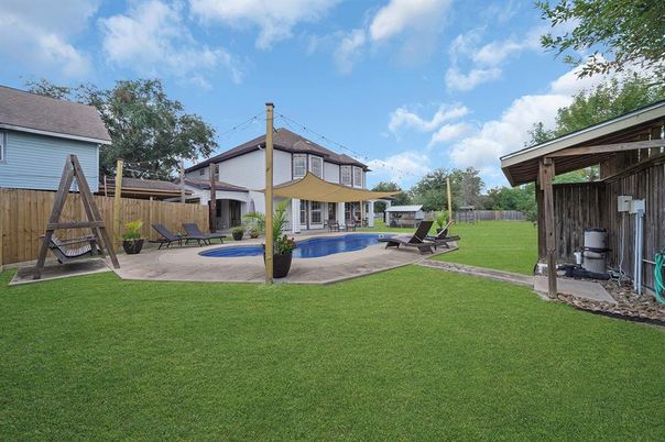 Backyard, Exterior, Pool