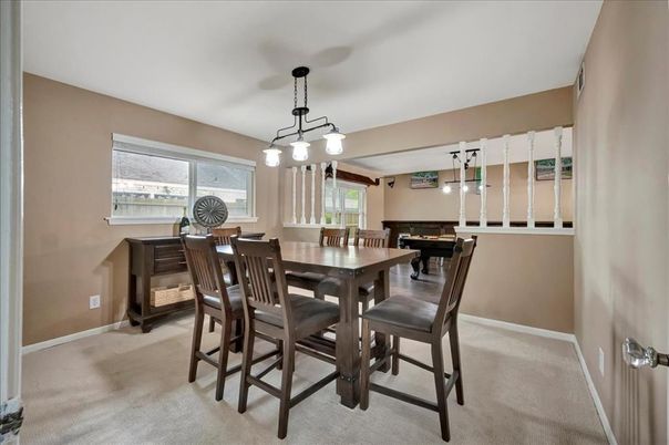 Dining room, Interior, Pendant Lights