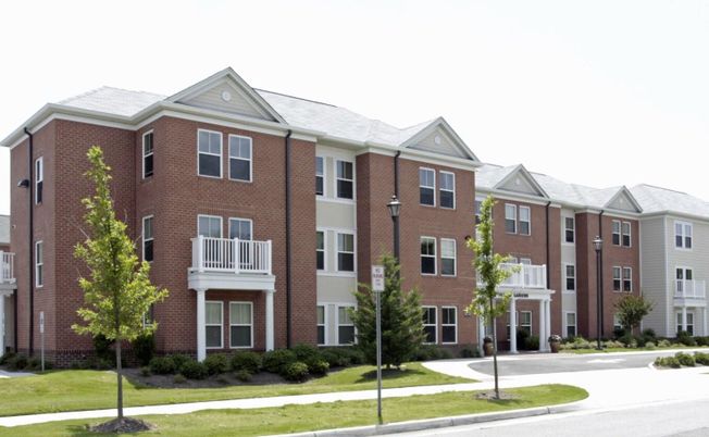 Exterior, Facade, Brick Facade, Rowhouse