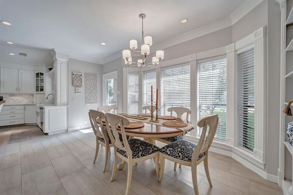 Chandelier, Dining room, Interior, Kitchen, Recessed Lighting