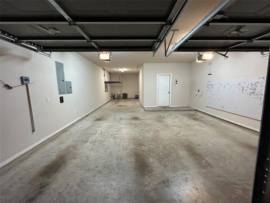 Garage, Interior