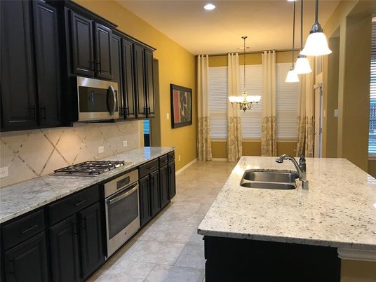 Interior, Kitchen, Pendant Lights, Recessed Lighting