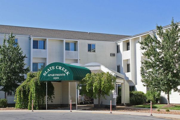 Exterior, Facade, Condo Building