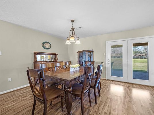 Chandelier, Dining room, Interior, Pendant Lights, Piano, Wood Texture Flooring