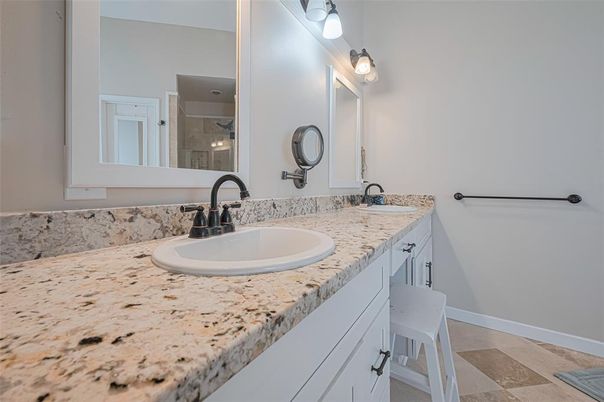 Bathroom, Dual Sink Vanities, Interior