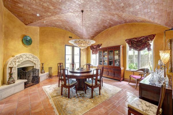 Dining room, Fireplace, Interior, Pendant Lights
