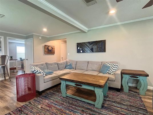 Interior, Living room, Recessed Lighting, Wood Texture Flooring