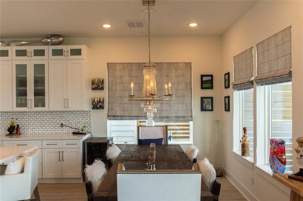 Chandelier, Dining room, Interior, Recessed Lighting, Wood Texture Flooring