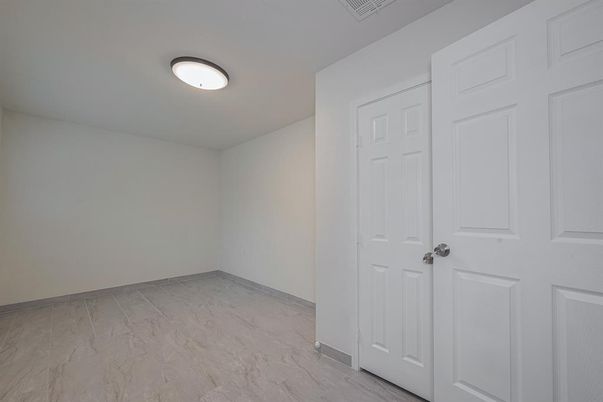 Empty room, Interior, Marble