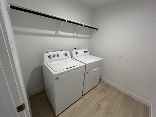 Interior, Washer, Wood Texture Flooring