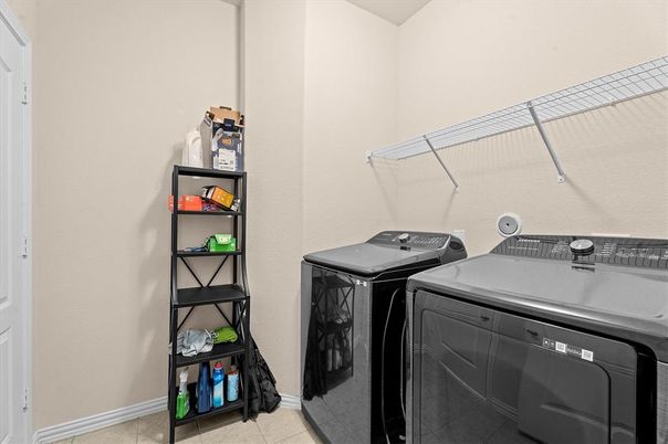 Interior, Washer