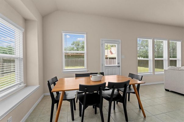 Dining room, Interior