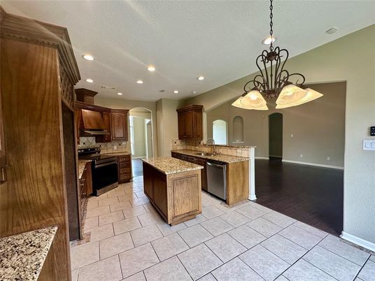 Interior, Kitchen, Pendant Lights, Recessed Lighting, Wood Texture Flooring