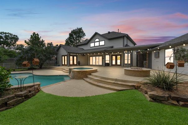 Backyard, Exterior, Pool