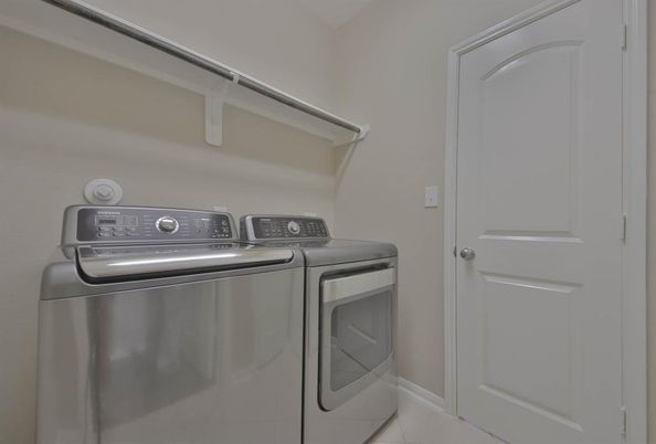 Interior, Washer