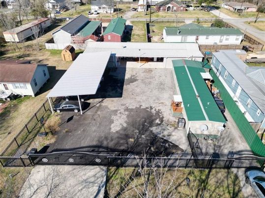 Exterior, Drone
