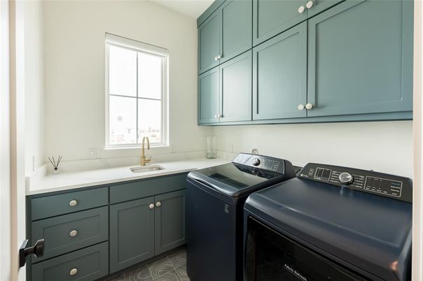 Interior, Washer