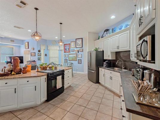 Interior, Kitchen, Pendant Lights, Recessed Lighting