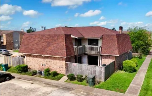 Exterior, Facade, Brick Facade, Tudor Revival