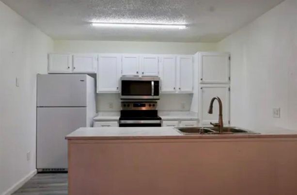 Interior, Kitchen, Wood Texture Flooring