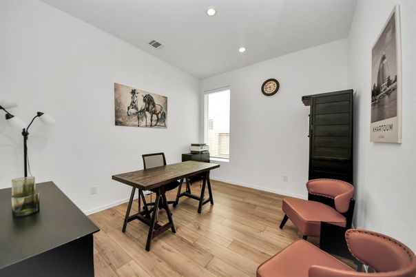 Home Office, Interior, Recessed Lighting, Wood Texture Flooring