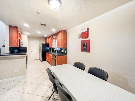Dining room, Interior, Kitchen, Recessed Lighting