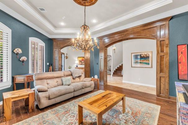 Chandelier, Interior, Living room, Recessed Lighting, Wood Texture Flooring