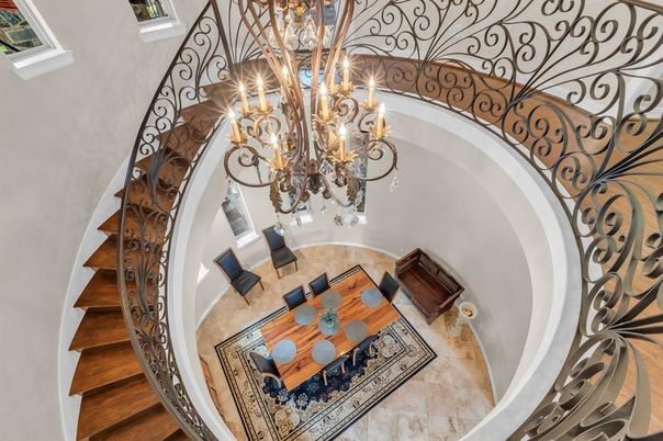 Chandelier, Dining room, Interior