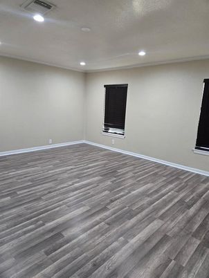 Empty room, Interior, Recessed Lighting, Wood Texture Flooring