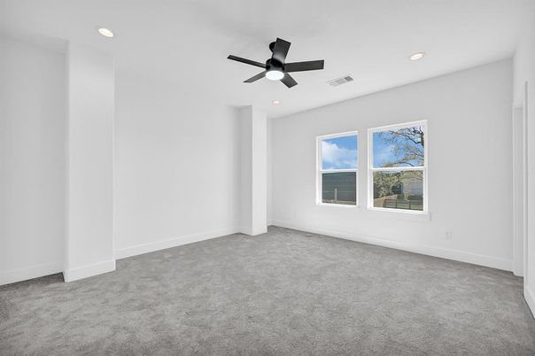 Empty room, Interior, Recessed Lighting