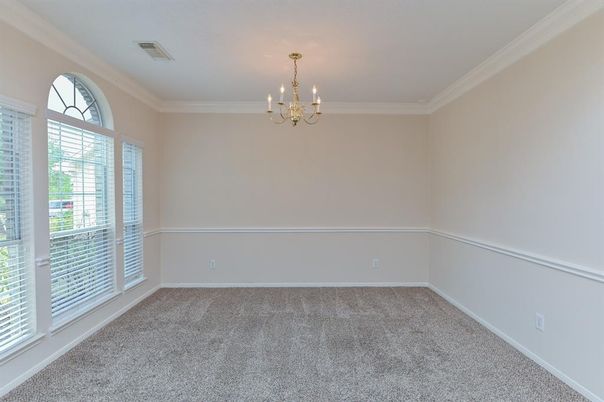 Chandelier, Empty room, Interior