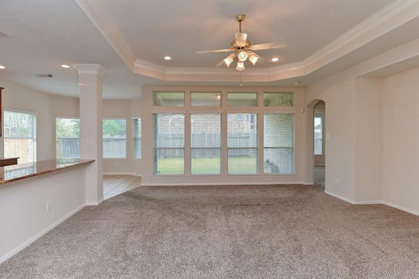 Empty room, Interior, Recessed Lighting