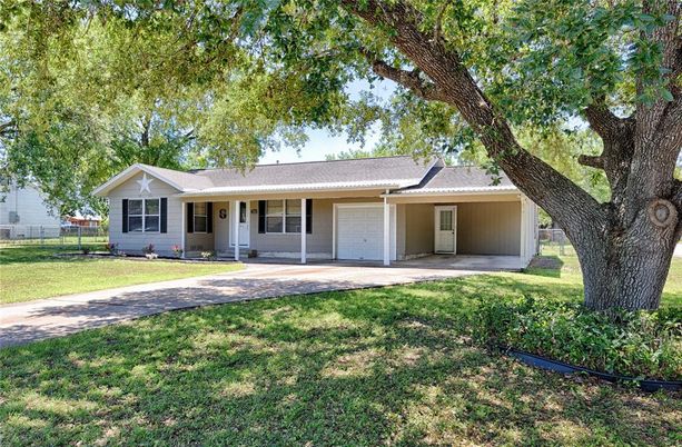 Attached, Backyard, Exterior, Facade, Ranch