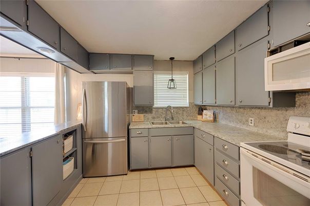 Interior, Kitchen, Pendant Lights