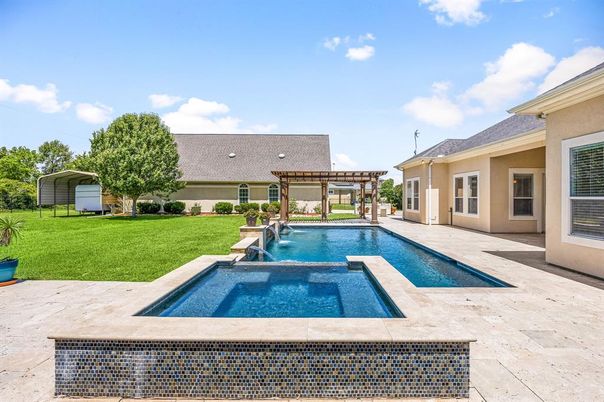 Backyard, Exterior, Pool