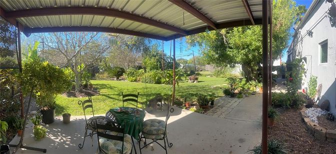 Backyard, Exterior