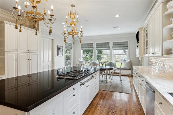 Chandelier, Dining room, Interior, Kitchen, Recessed Lighting, Wood Texture Flooring