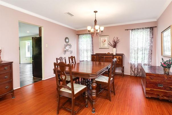 Chandelier, Dining room, Interior, Wood Texture Flooring