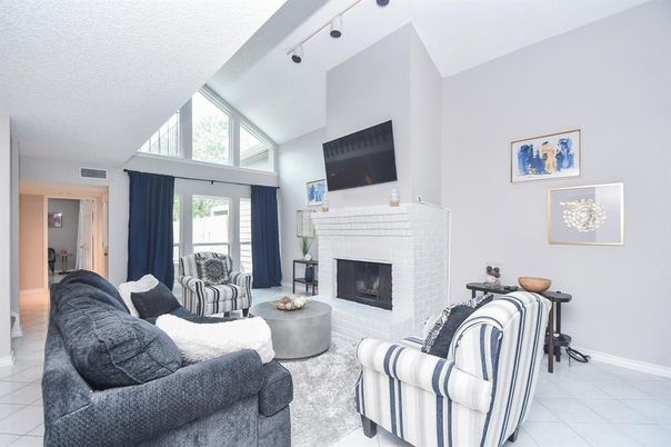 Fireplace, Interior, Living room