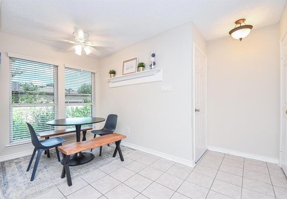 Dining room, Interior