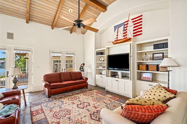Interior, Living room, Water, Wooden Beams, Wooden Ceilings