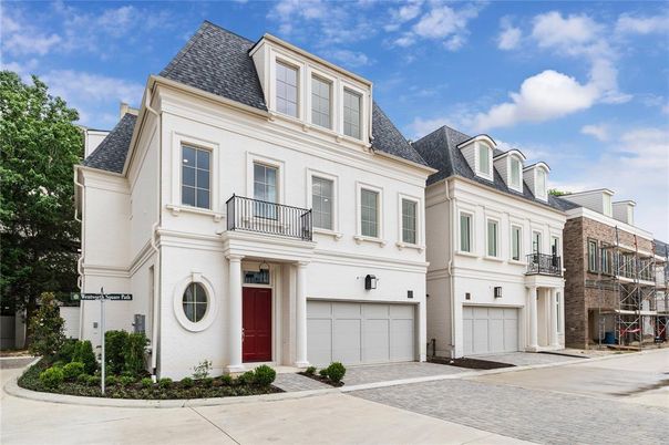 Attached, Exterior, Facade, French Provincial