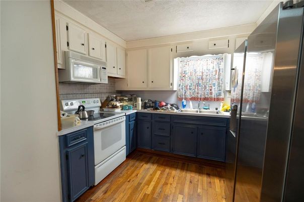 Interior, Kitchen, Wood Texture Flooring