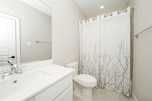 Bathroom, Interior, Recessed Lighting