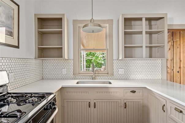 Interior, Kitchen, Pendant Lights
