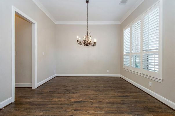 Chandelier, Empty room, Interior, Wood Texture Flooring